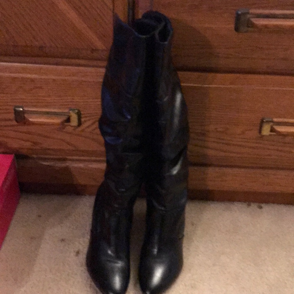Black boots